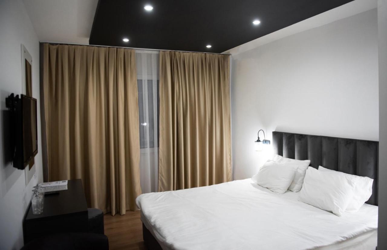 Hotel Beograd Struga Exterior photo