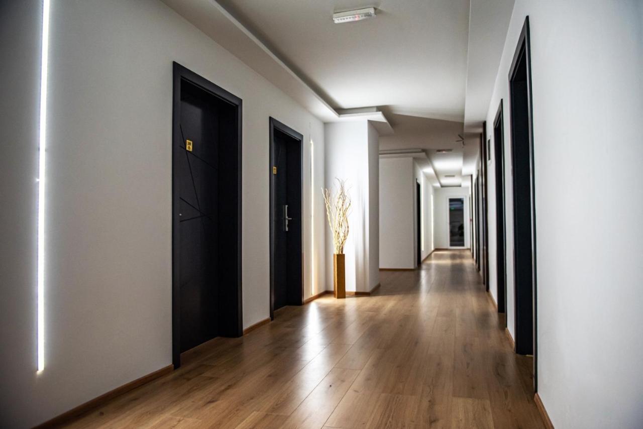 Hotel Beograd Struga Exterior photo
