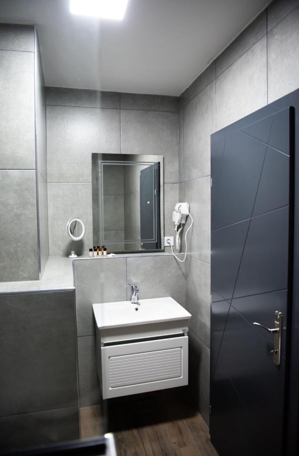 Hotel Beograd Struga Exterior photo